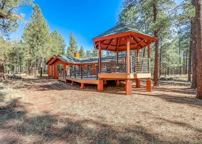 Holiday home Gazebo W/ View & Ev Charger: Rustic Williams